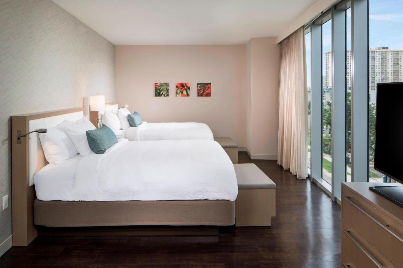 Residence Inn Miami Sunny Isles Beach Exteriör bild
