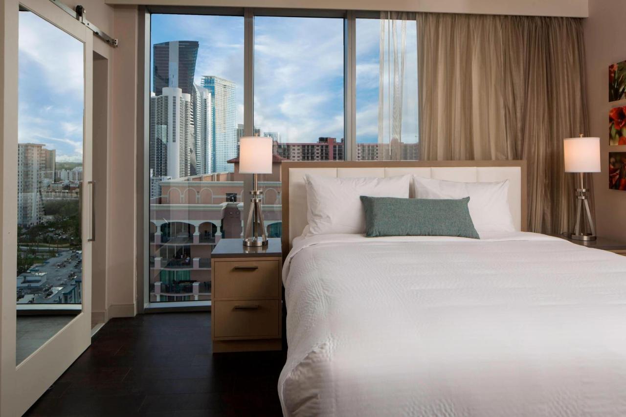 Residence Inn Miami Sunny Isles Beach Exteriör bild