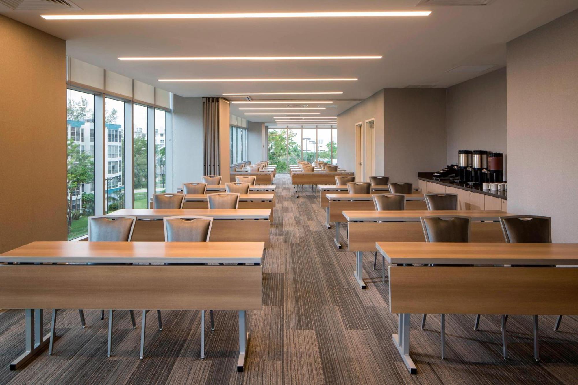 Residence Inn Miami Sunny Isles Beach Exteriör bild