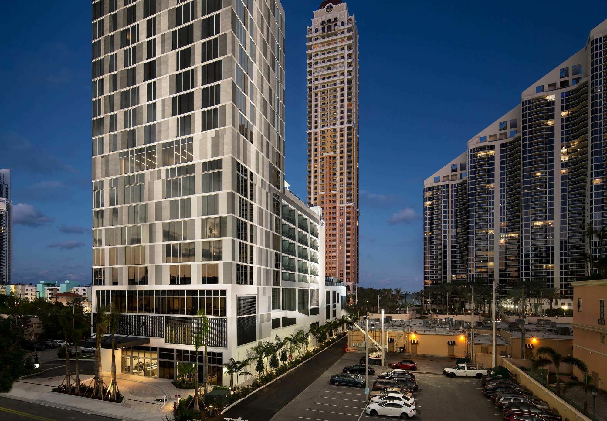 Residence Inn Miami Sunny Isles Beach Exteriör bild